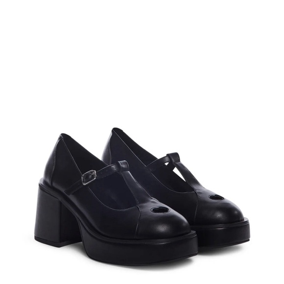 NWOT Mary Jane’s from Dolls Kill. Size 5. - Picture 1 of 5